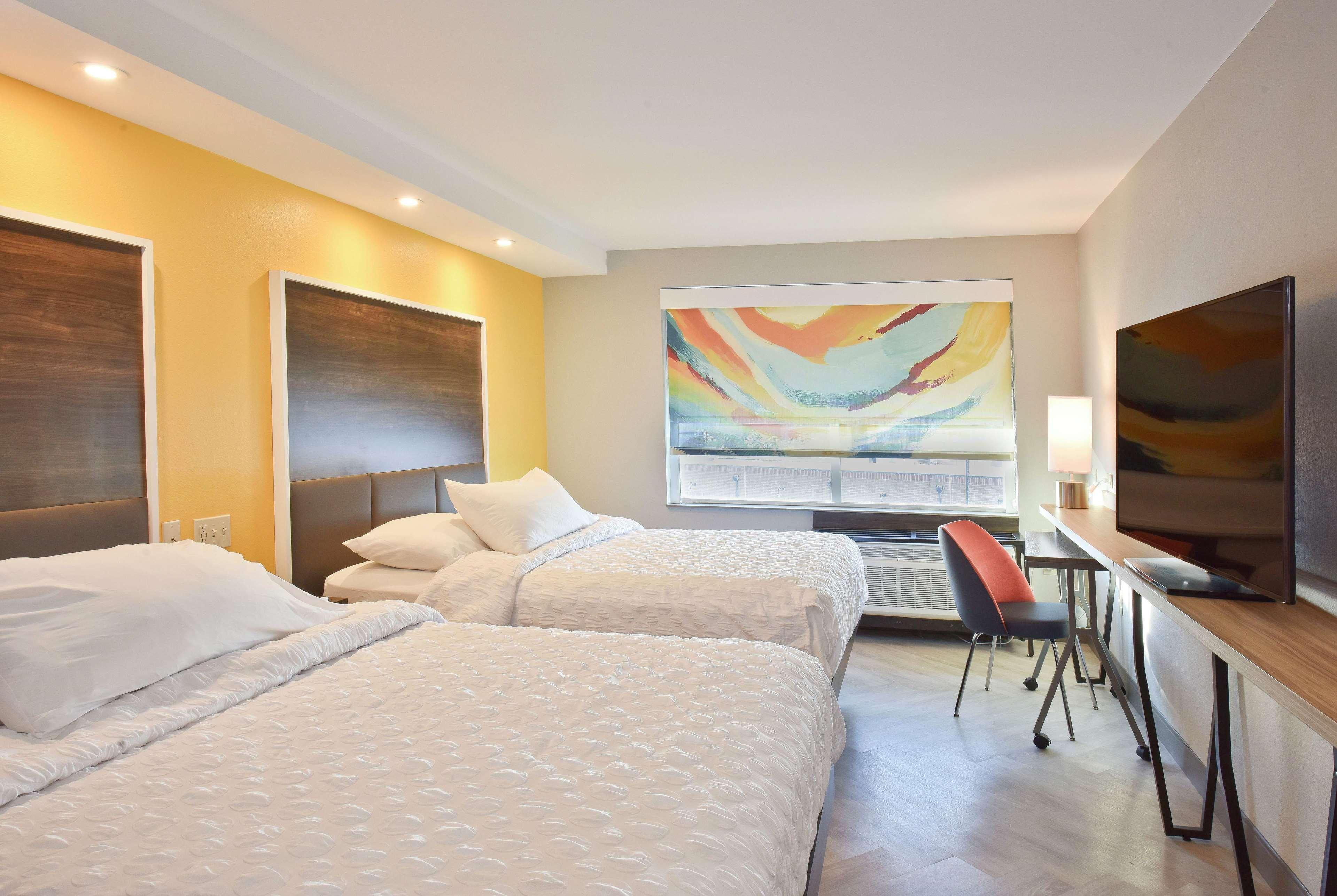 Hotel Tru By Hilton Lawrence Extérieur photo