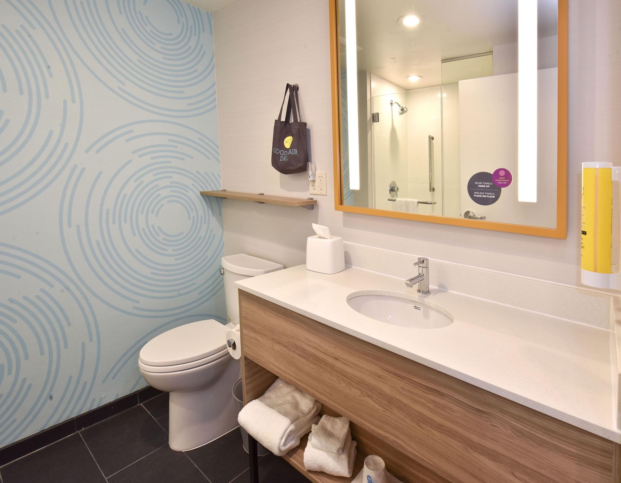 Hotel Tru By Hilton Lawrence Extérieur photo