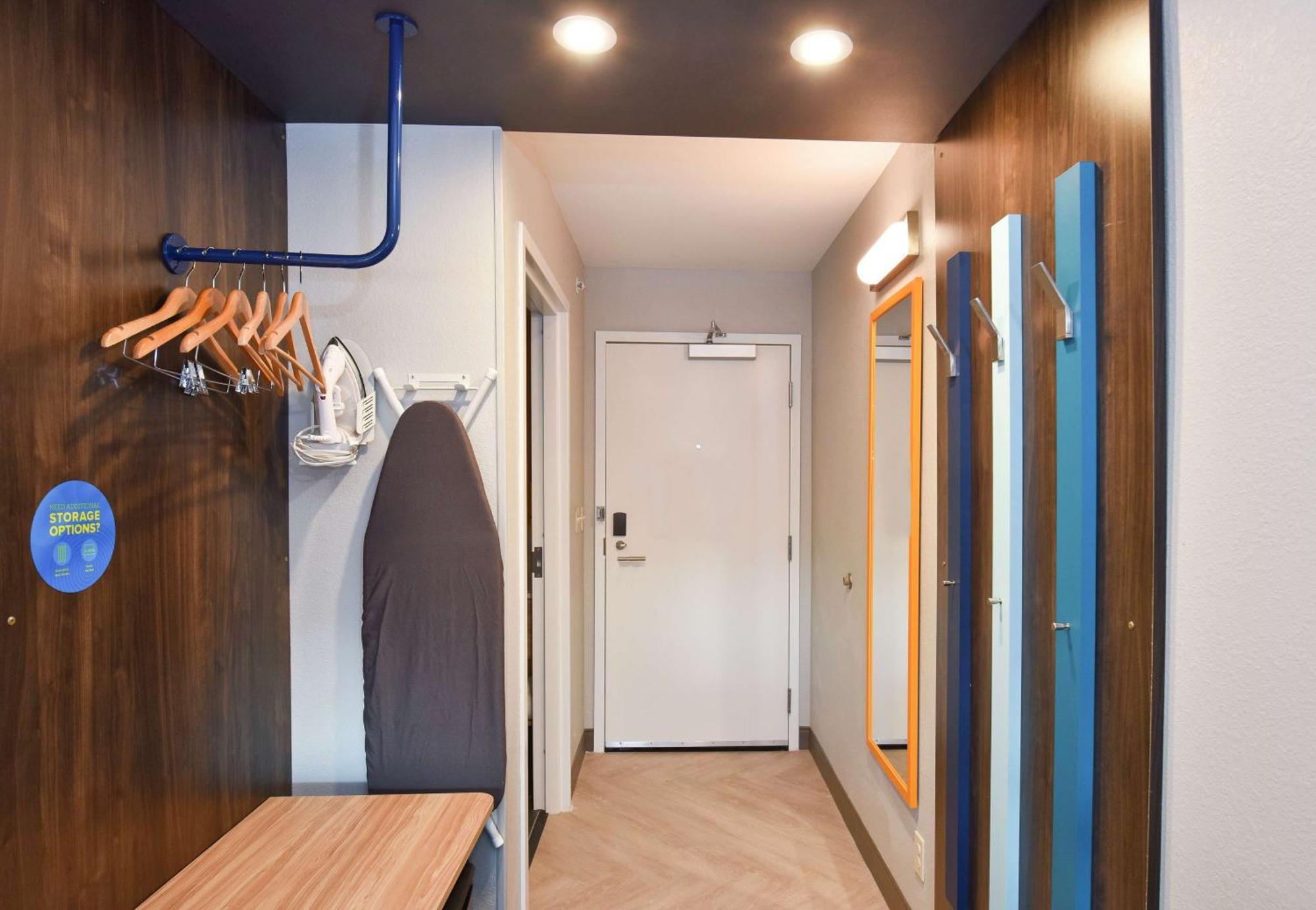 Hotel Tru By Hilton Lawrence Extérieur photo